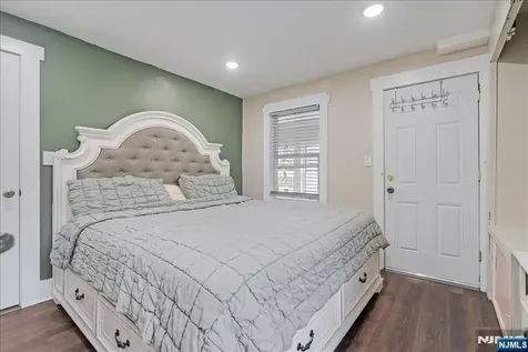 25 Woodland Avenue Nutley NJ 07110