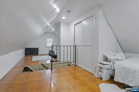 25 Woodland Avenue Nutley NJ 07110