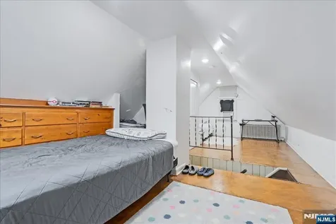 25 Woodland Avenue Nutley NJ 07110