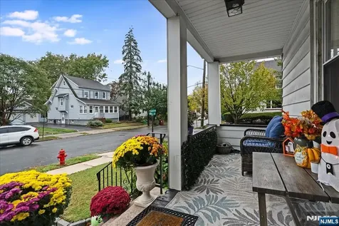 25 Woodland Avenue Nutley NJ 07110