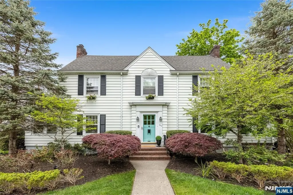 403 Colonial Road Ridgewood NJ 07450