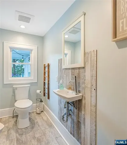 403 Colonial Road Ridgewood NJ 07450