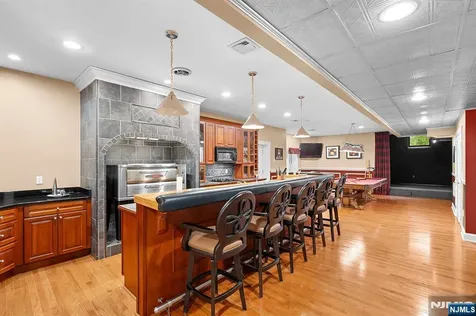 56 Pheasant Run Kinnelon Borough NJ 07405