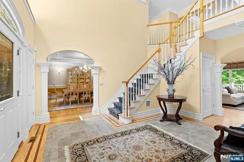 56 Pheasant Run Kinnelon Borough NJ 07405