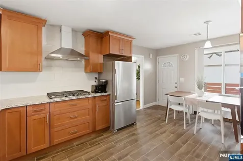 45 Avenue B Lodi NJ 07644