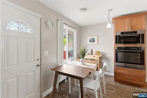 45 Avenue B Lodi NJ 07644