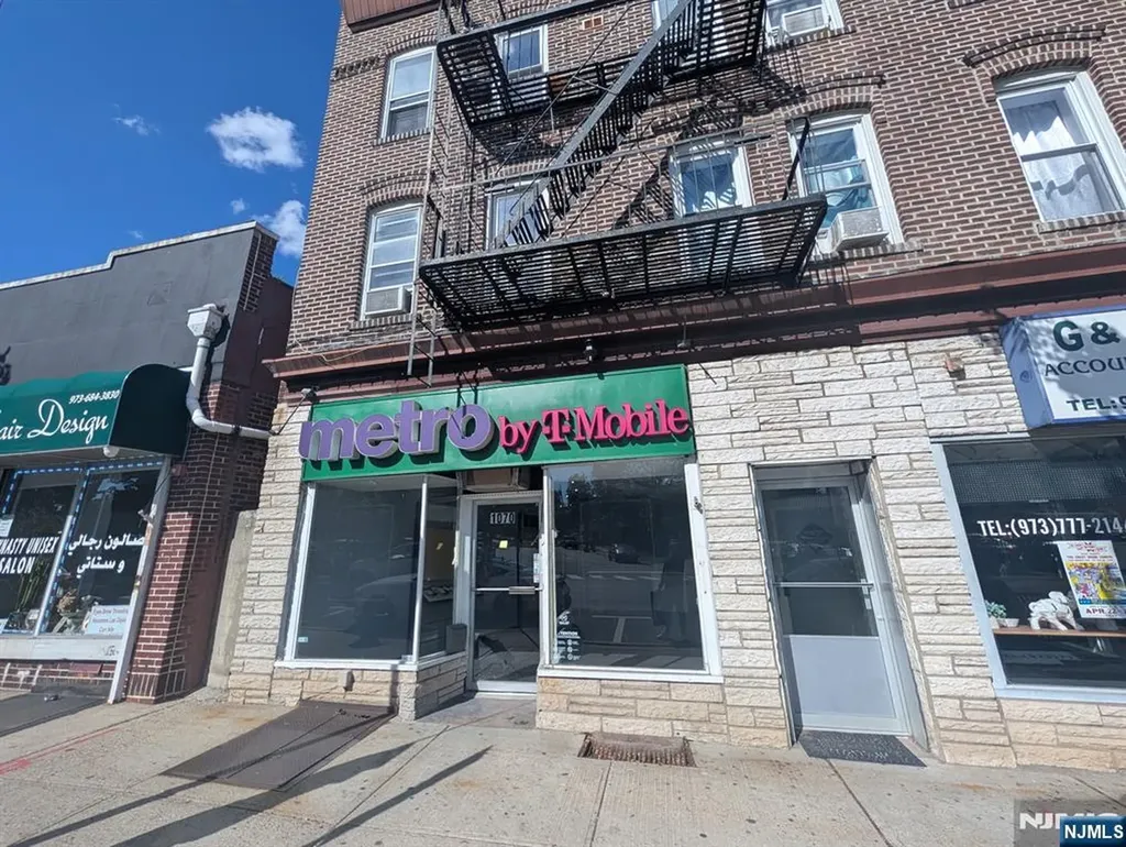 1070 Main Passaic NJ 07011