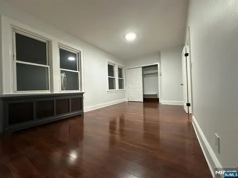 32 Hamilton Avenue Fairview NJ 07022