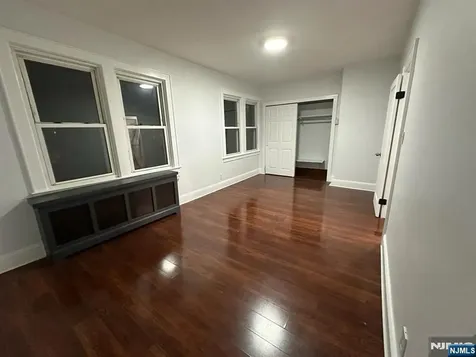 32 Hamilton Avenue Fairview NJ 07022