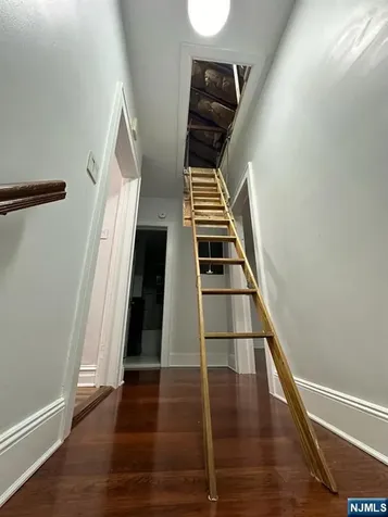 32 Hamilton Avenue Fairview NJ 07022