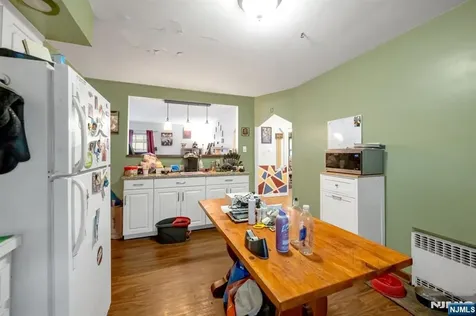 151 Washington Street Lodi NJ 07644