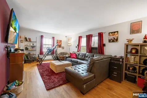 151 Washington Street Lodi NJ 07644