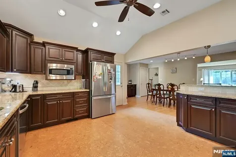 34 Eastbrook Drive River Edge NJ 07661