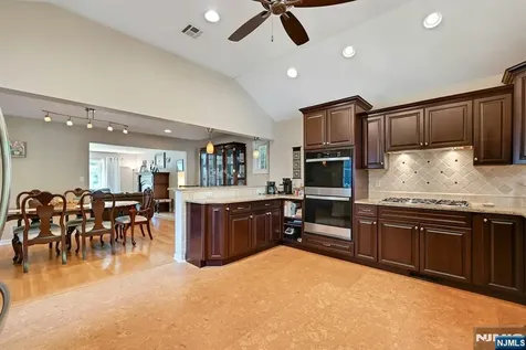 34 Eastbrook Drive River Edge NJ 07661