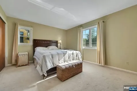 34 Eastbrook Drive River Edge NJ 07661