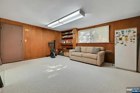 34 Eastbrook Drive River Edge NJ 07661