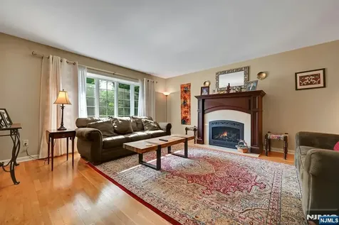 34 Eastbrook Drive River Edge NJ 07661