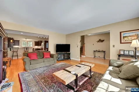 34 Eastbrook Drive River Edge NJ 07661