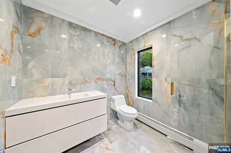 1 Lambs Lane Cresskill NJ 07626