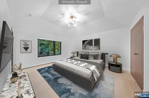 1 Lambs Lane Cresskill NJ 07626
