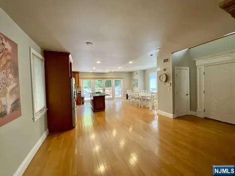 274 Concord Street Cresskill NJ 07626