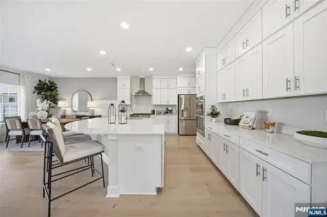 3 Pimlico Place Oakland NJ 07436