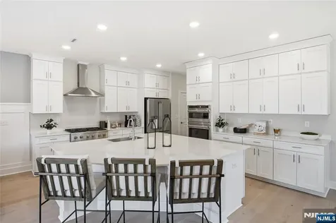 3 Pimlico Place Oakland NJ 07436