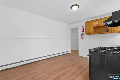 55 Hawkins Street Newark NJ 07105