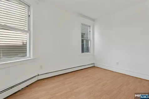 55 Hawkins Street Newark NJ 07105