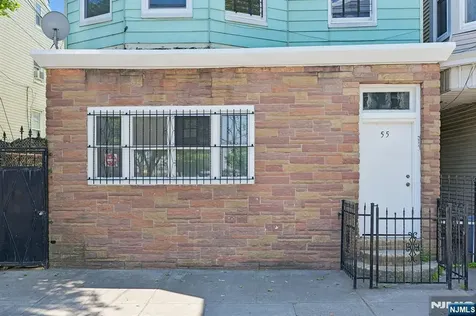 55 Hawkins Street Newark NJ 07105