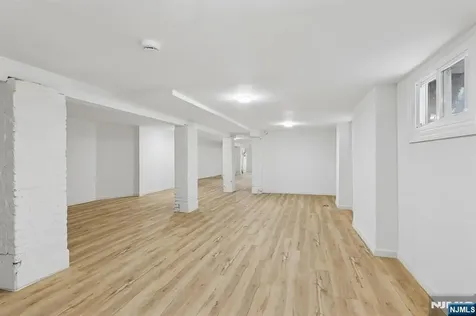 55 Hawkins Street Newark NJ 07105