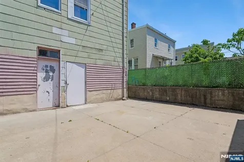 55 Hawkins Street Newark NJ 07105
