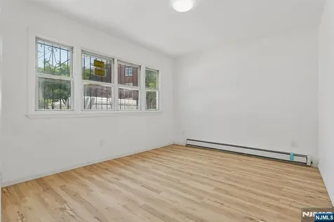55 Hawkins Street Newark NJ 07105