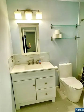 504 Windsor Drive Palisades Park NJ 07650