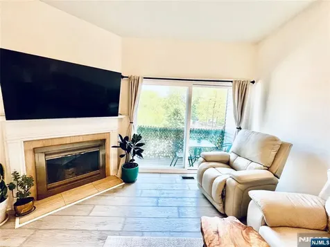 504 Windsor Drive Palisades Park NJ 07650