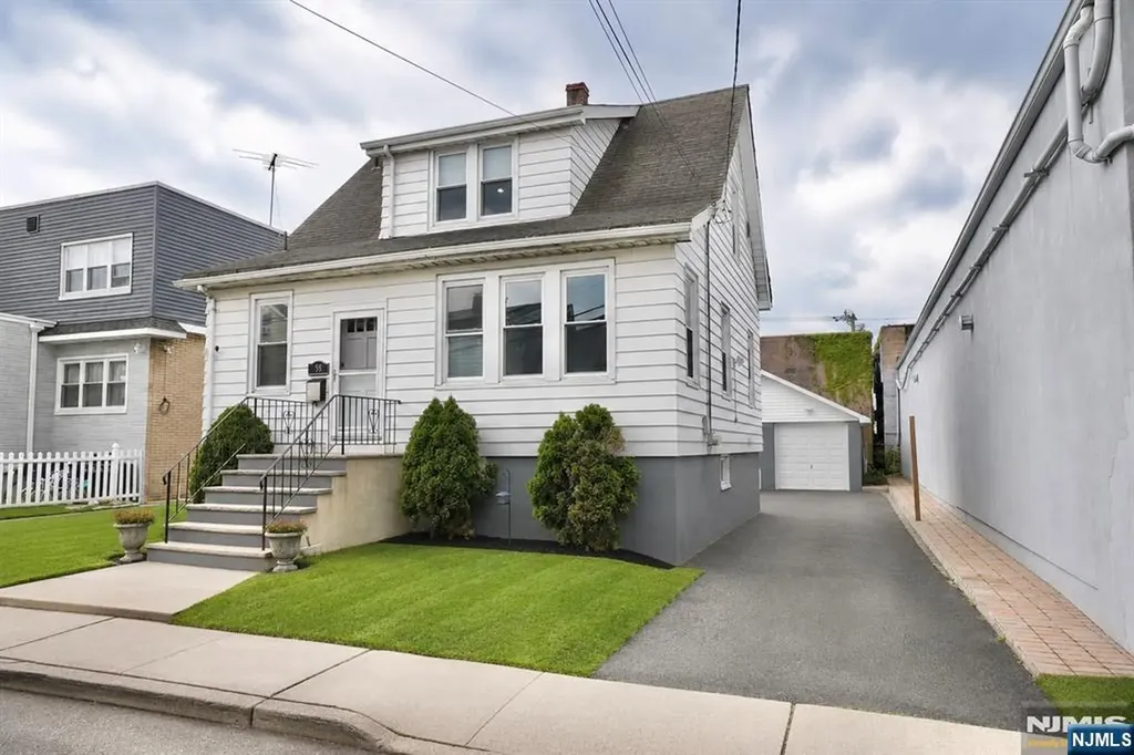 58 Sidney Street Lodi NJ 07644