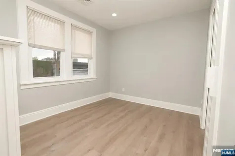 58 Sidney Street Lodi NJ 07644