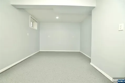 58 Sidney Street Lodi NJ 07644