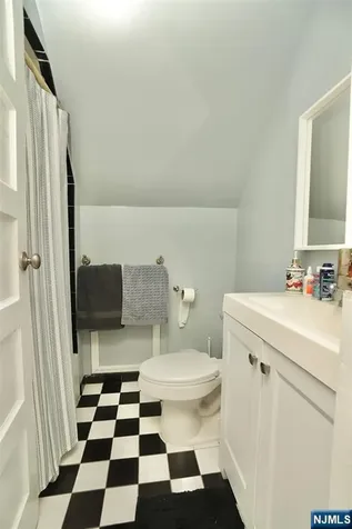 58 Sidney Street Lodi NJ 07644