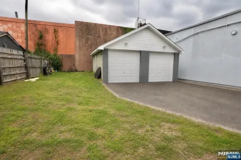 58 Sidney Street Lodi NJ 07644