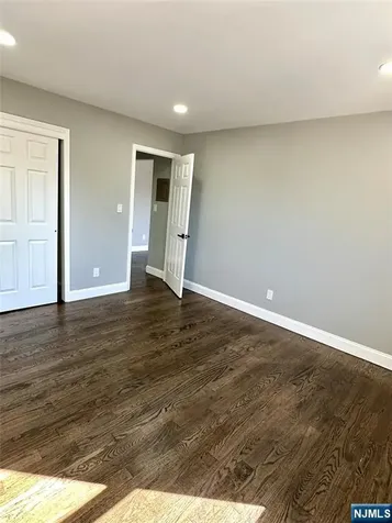 41 W Church Street Bergenfield NJ 07621