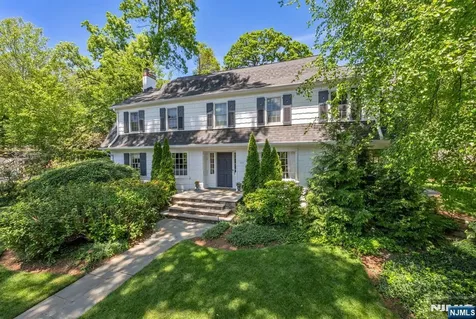 151 Valley View Avenue Ridgewood NJ 07450