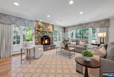 151 Valley View Avenue Ridgewood NJ 07450