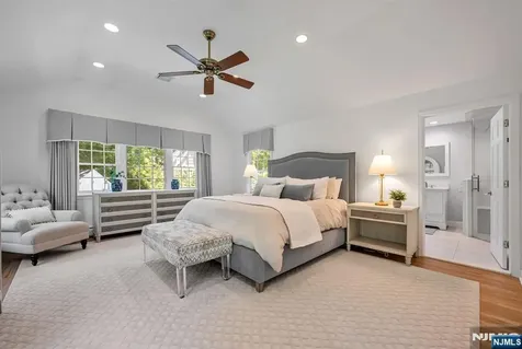 151 Valley View Avenue Ridgewood NJ 07450
