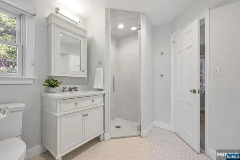 151 Valley View Avenue Ridgewood NJ 07450