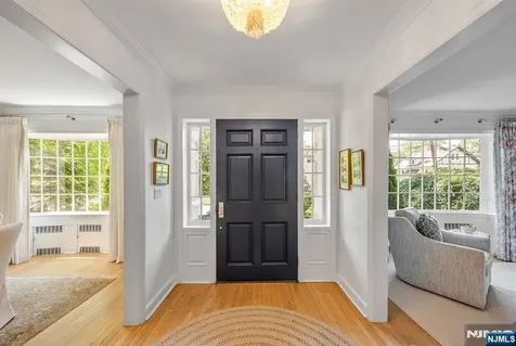 151 Valley View Avenue Ridgewood NJ 07450