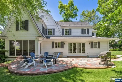 151 Valley View Avenue Ridgewood NJ 07450