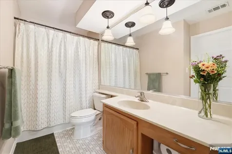 467 Magnolia Court Howell NJ 07731