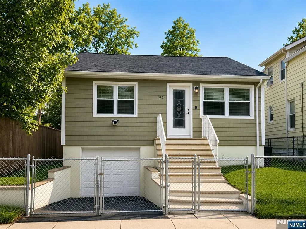 103 Berkshire Place Irvington NJ 07111