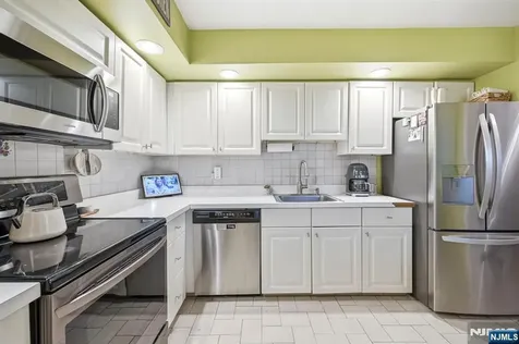 219 Pond Terrace Twp Of Washington NJ 07676